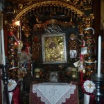 Чудотворная икона Панагии Миртиотиссы. Ажурная деревянная "корона" для нее - подарок русского царя.