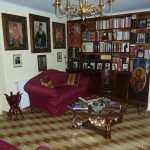 Библиотечка в странноприимном доме монастыря Панагии Кассопитры